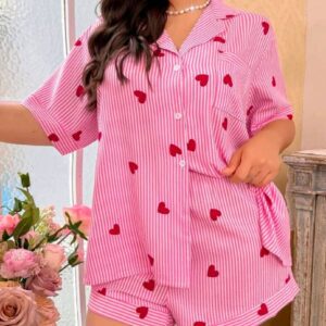 Ensemble Pyjama Short Rayé Rose & Cœurs Rouges – Collection Cosy & Romantique