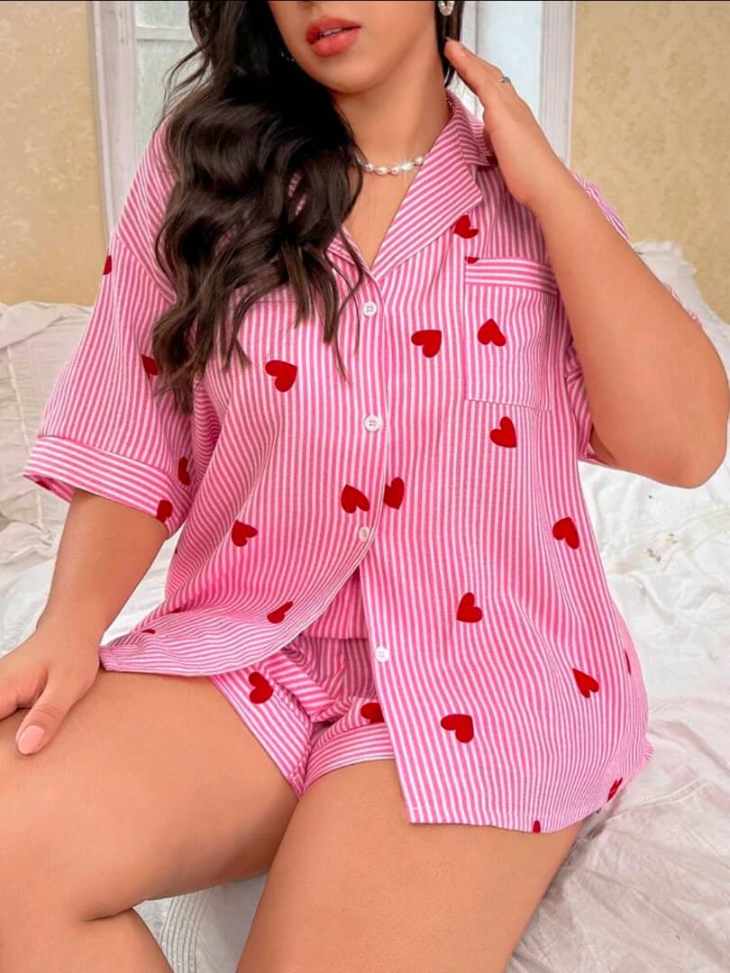 Ensemble Pyjama Short Rayé Rose & Cœurs Rouges – Collection Cosy & Romantique – Image 4