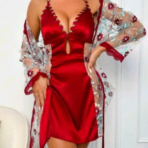 Ensemble Nuisette Satin Rouge + Kimono Tulle Brodé Fleurs